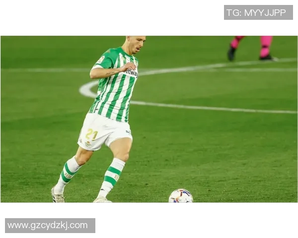 艾尔维达与伊蒂哈德吉达的激烈对决揭示足球战术与团队合作的重要性 艾尔维达与伊蒂哈德吉达的激烈对决揭示足球战术与团队合作的重要性